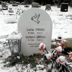 picture of installed peaceyard gravestone, model eliza in everest color