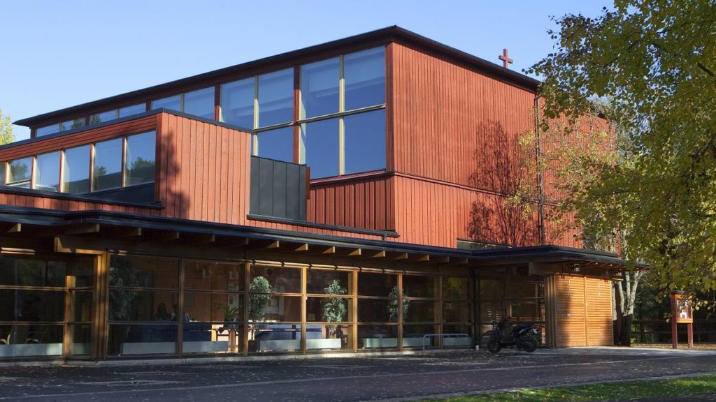 Ålidhems kyrka i Umeå - Översikt