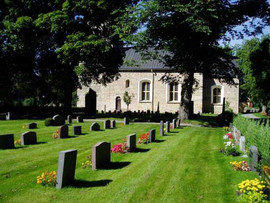 Mosjö Kyrkogård i Örebro